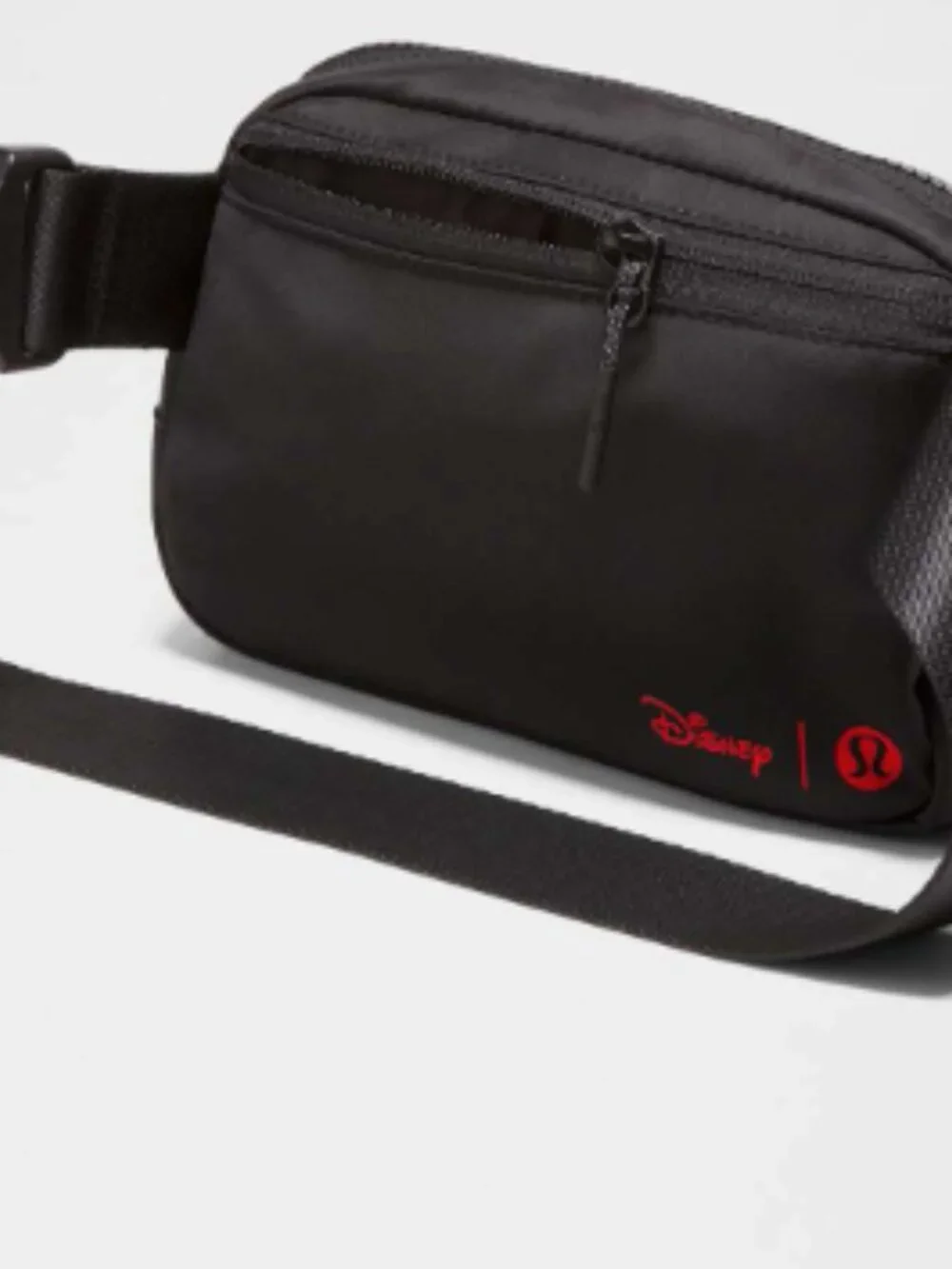 Disney x Lululemon *Everywhere Belt Bag 1L Mickey in Motion Graphic - Picture 5 of 10